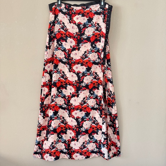 NWT Blu Moon eyelet split maxi skirt S - Picture 2 of 7